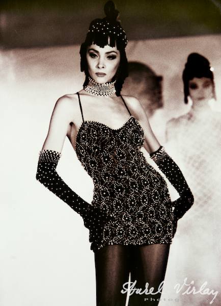 Fotografie in sepia cu look vintage prezentari moda