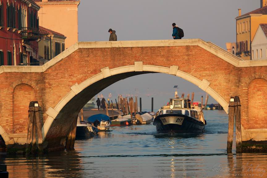 Venetia-Italia-Strazi-cladiri-vechi-canale-gondolieri-FotografAurelVirlan-Emails63